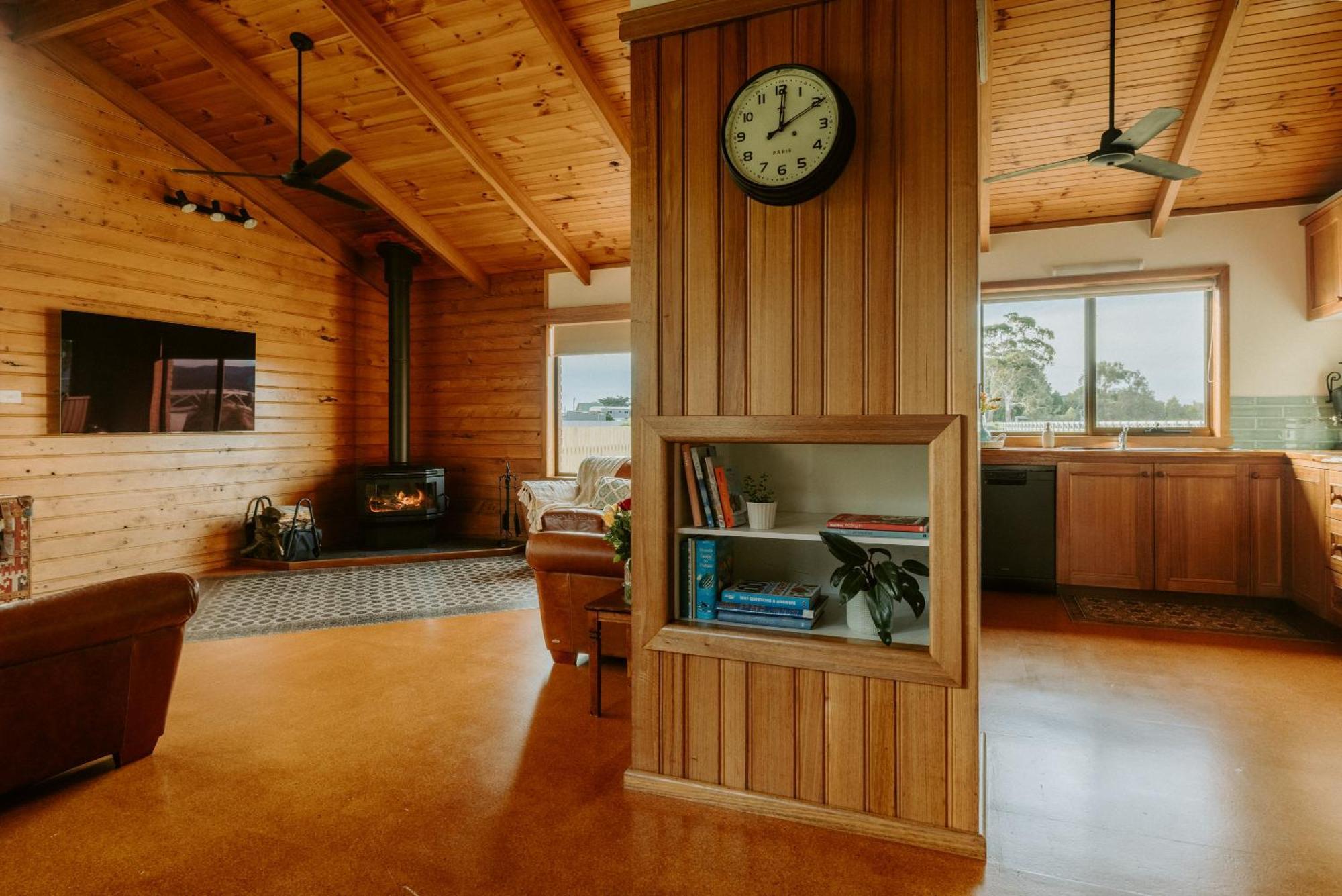 Riverview Retreat *